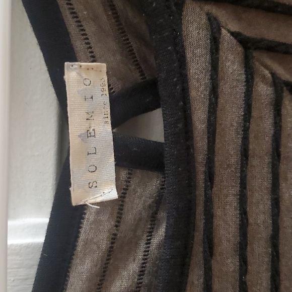 Batwing Sweater - Picture 7 of 8